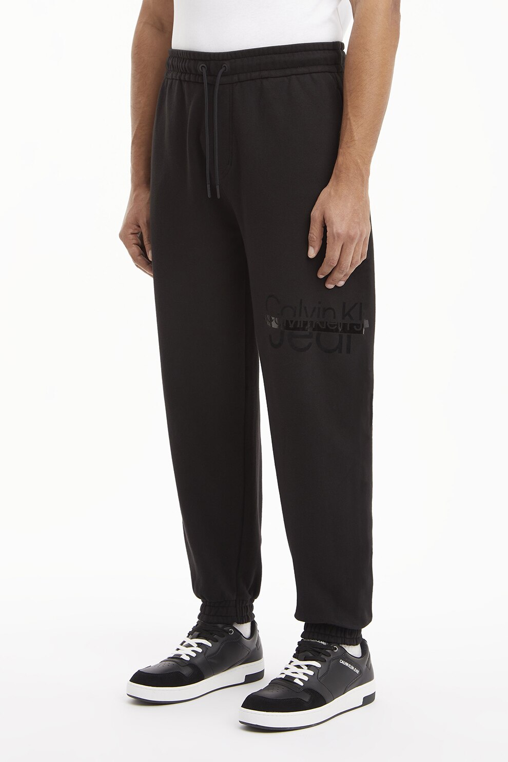 Pantaloni sportivi hot sale calvin klein