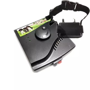 Kit gard perimetru electric invizibil pentru dresaj caini, cu transmitator, cablu si zgarda reglabila