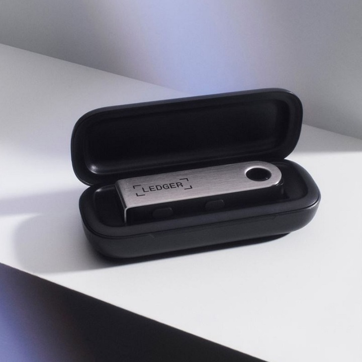 Ledger Nano S Plus elektronikus pénztárcavédő tok, ideális a digitális érmék biztonságához, Fekete