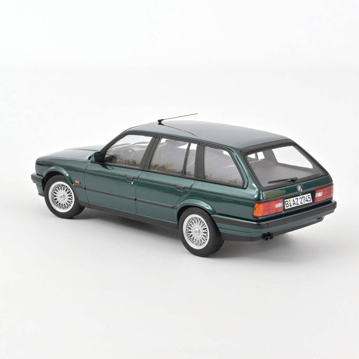 Modell autó BMW 325i Touring 1990 Green, 1:18 Norev