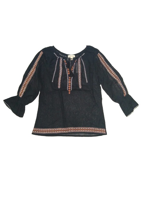 Bluza 0011 traditionala de dama, maneca trei sferturi, cu broderie colorata, culoarea negru