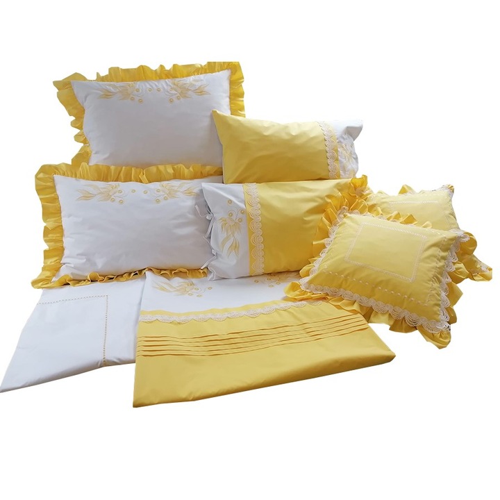 Бродиран комплект спално бельо 240 x 270 см Casa Bucuriei, модел Classic Design, 8 части, жълто/бяло, 100% памук перкал, плик за завивка 200 x 220 см