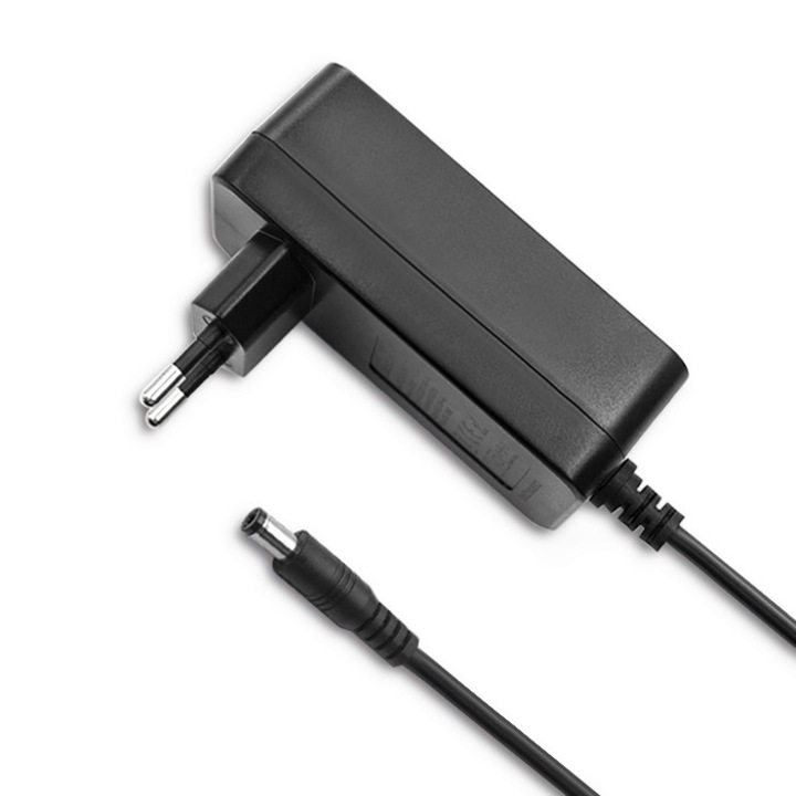 Adaptor Alimentare Retea Qoltec Universal 48W 12V 4A Mufa 5.5x2.1mm Curent Stabil Protectii OCP OVP SCP Temperatura Scurtcircuit Plug Play Pentru Case Fiscale TV LED Routere Camere Supraveghere Dispozitive Electronice Casa Birou Negru Cablu