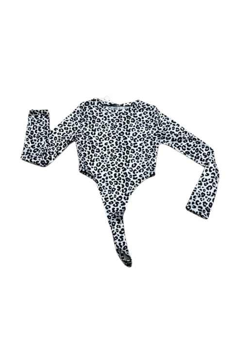 Блуза по тялото, къс модел, животински принт, бяла