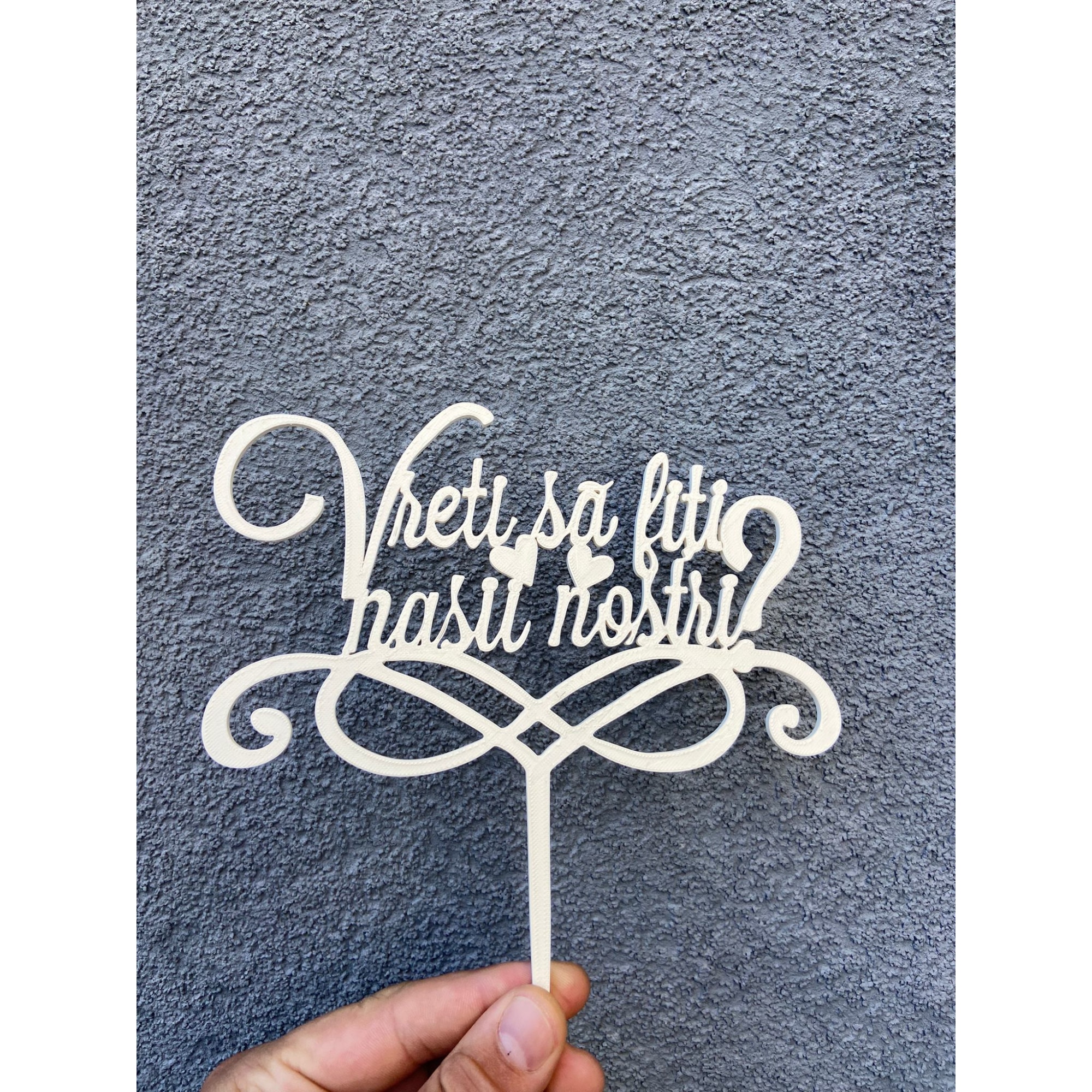 Tort Vreti Sa Fiti Nasii Decoratiune topper tort "Vreti sa fiti nasii nostri", alb ivory 20 x 19