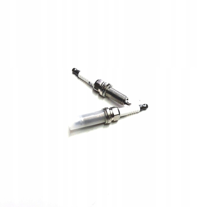 Gyújtógyertyák V40 V70 XC40 XC60 XC90 2.0 OE 31673604, Volvo