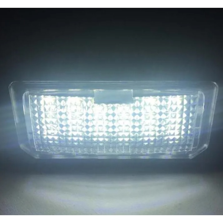 Комплект 2x LED лампи за номера Audi A1 A6 C7 A7 TT Volkswagen VW Golf ...