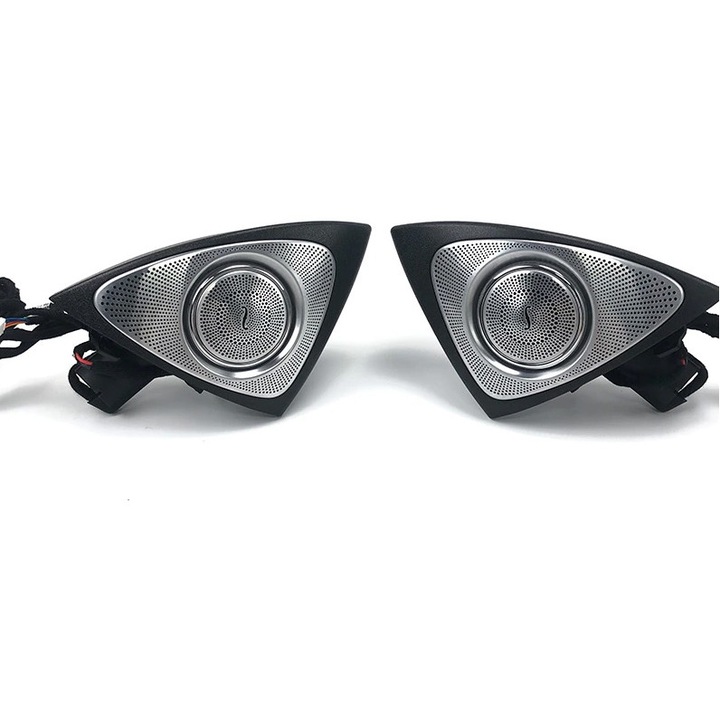 Set boxe difuzoare twittere 3D cu rotire si lumina ambientala 64 culori pentru Mercedes GLC