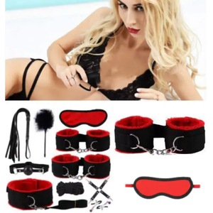 Seturi si accesorii BDSM