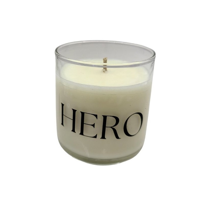 Lumanare cu mesaj "Hero", 180 gr, din ceara de soia, diferite arome