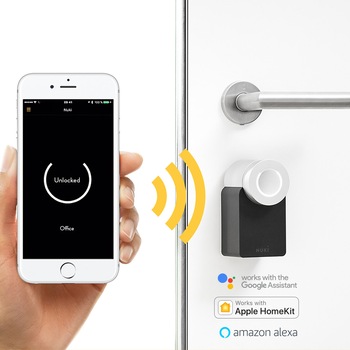 Pachet incuietoare inteligenta Nuki Combo 2.0, Bluetooth 4.0 + WiFi, include Nuki Smart Lock 2.0 + adaptor WiFi Nuki Bridge Pachet incuietoare inteligenta Nuki Combo 2.0, Bluetooth 4.0 + WiFi, include Nuki Smart Lock 2.0 + adaptor WiFi Nuki Bridge