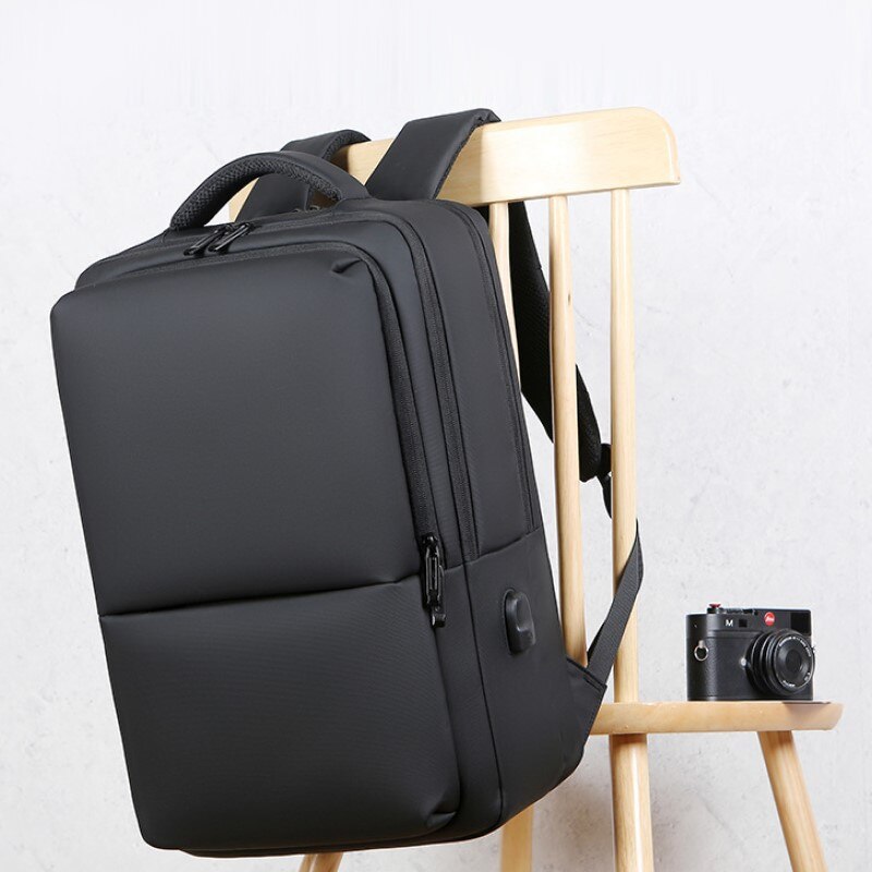 Rucsac laptop 15.6" pentru calatorii, impermeabil, cu port de incarcare USB, ESCALATE, 45x30x15 cm, Negru