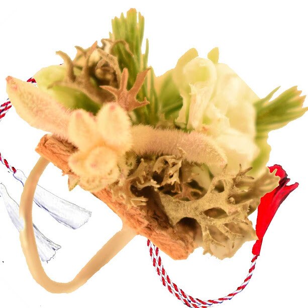 Inel din flori naturale, albe