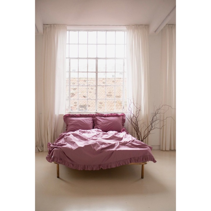 Set Lenjerie de pat cu volanase Baronette Home, 4 piese, Bumbac Ranforce, Roz Trandafiriu, 200 x 200 cm