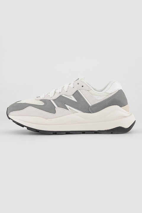 New Balance, Скосени спортни обувки 5740 с кожа, Сив/Бял