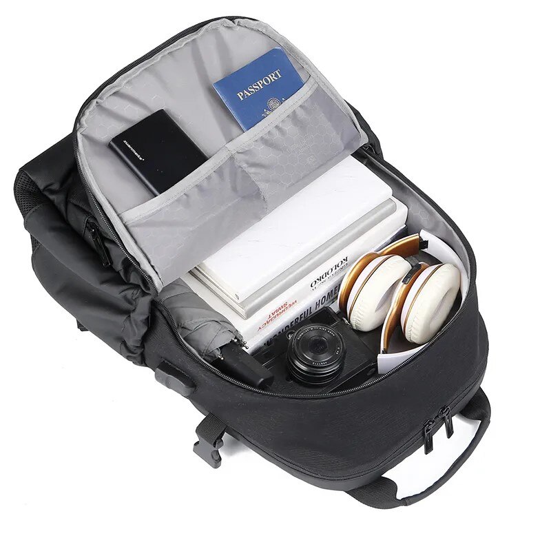 Rucsac laptop 15.6" smart casual, cu port de incarcare USB, Escalate, 46x30x22 cm, Negru