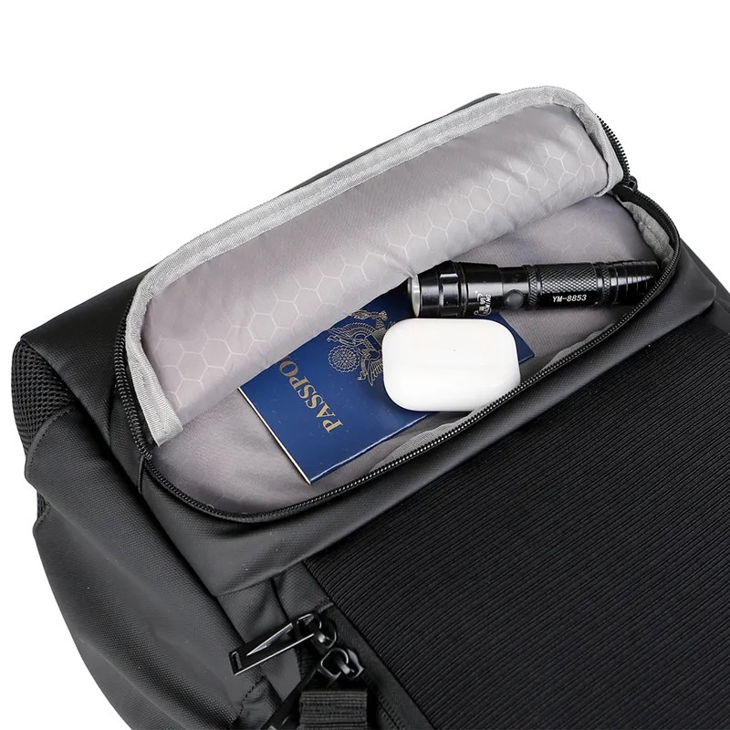 Rucsac laptop 15.6" smart casual, cu port de incarcare USB, Escalate, 46x30x22 cm, Negru