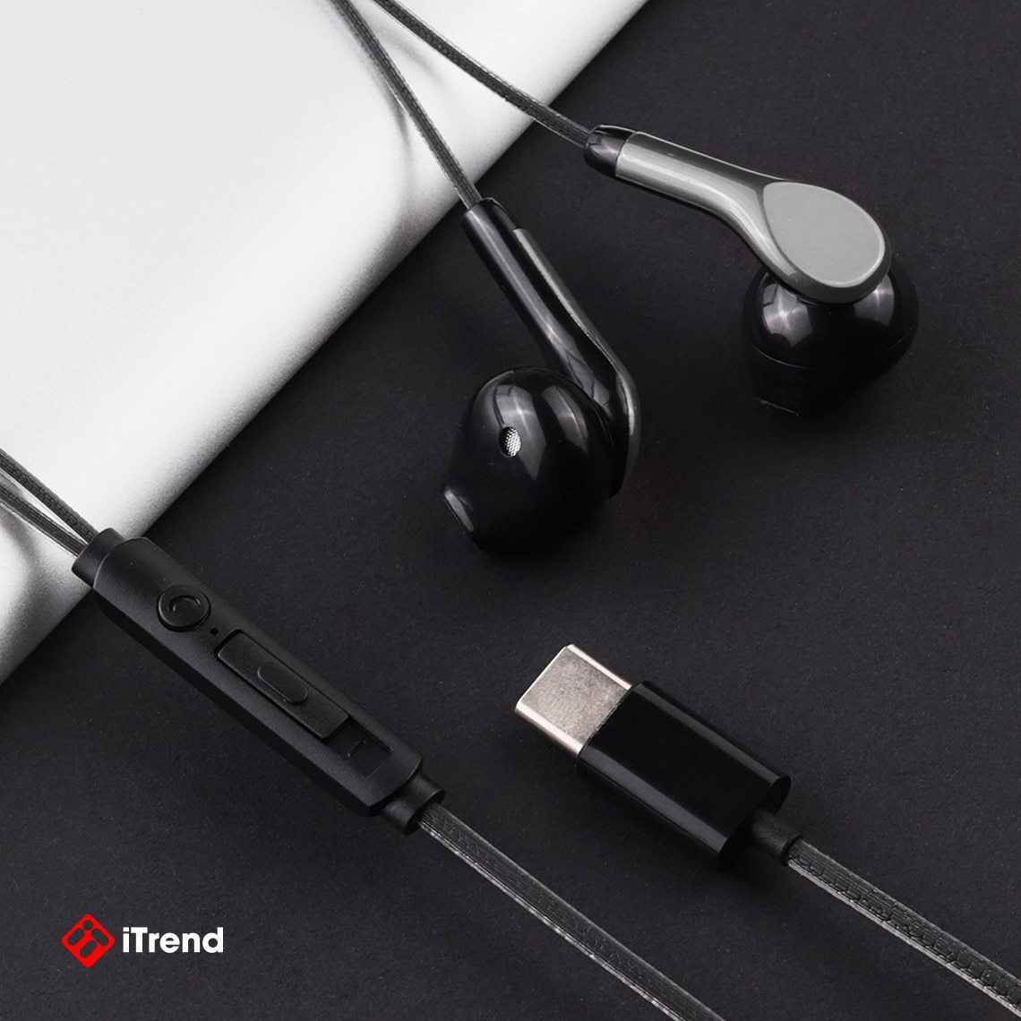 Casti iTrend, Stereo cu conector USB-C, 1.2m, comenzi, functie apel si microfon pe fir, format Semi In-Ear, universale, H259, Negru