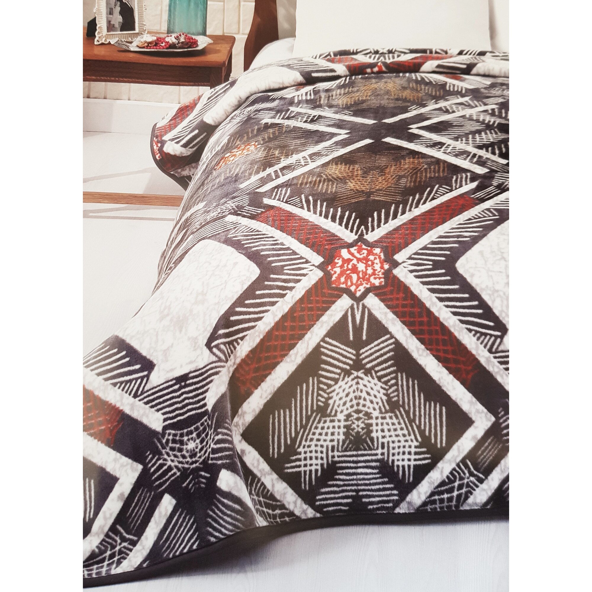 Textiles Direct Copriletto In Finta Pelliccia Melanzana – 200x240 Cm, Morbido E Leggero, Design Elizabeth Jayne