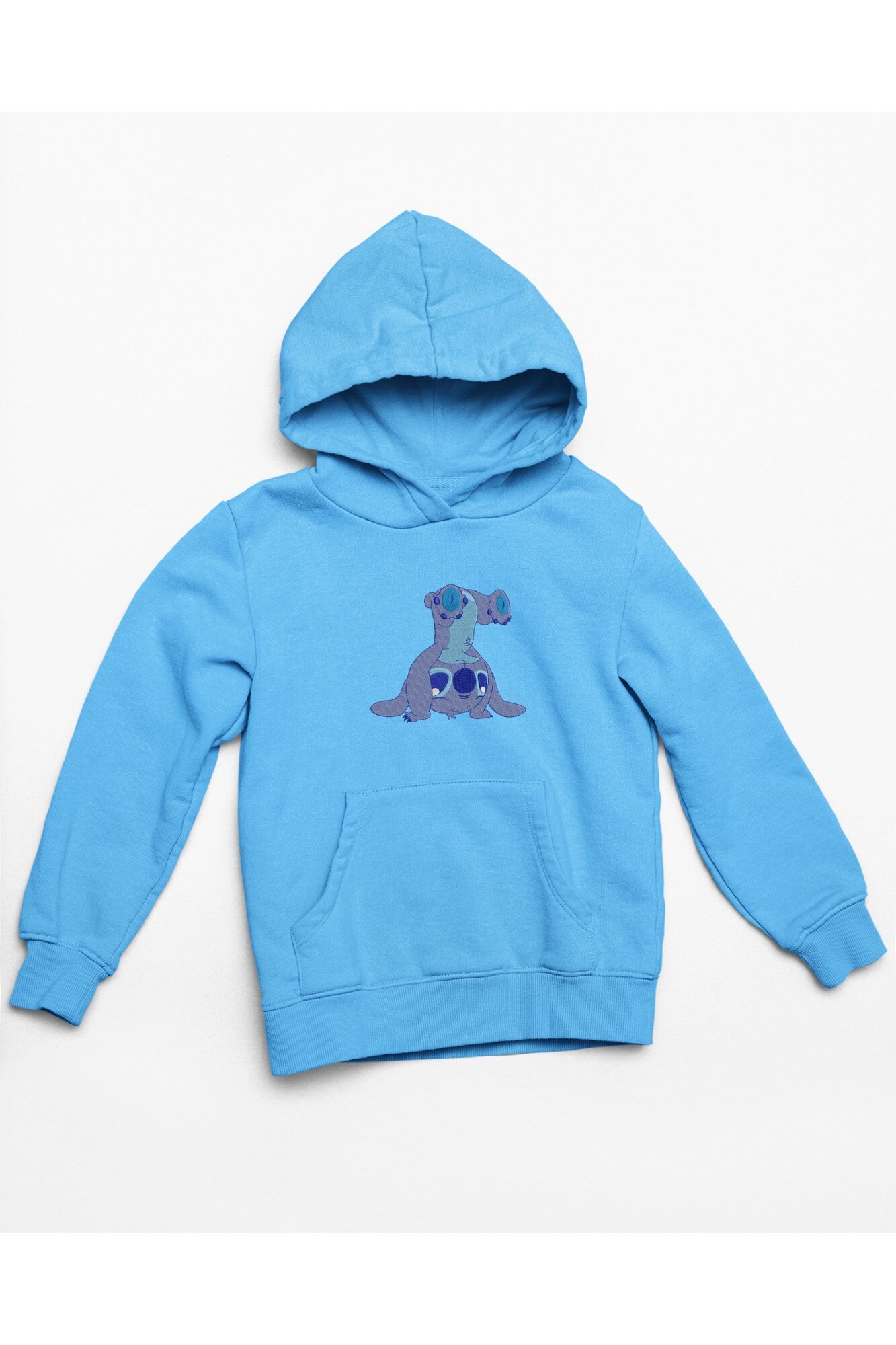 Hanorac Anime Brodat Cu Stitch Culoare Albastru deschis Marime XL 