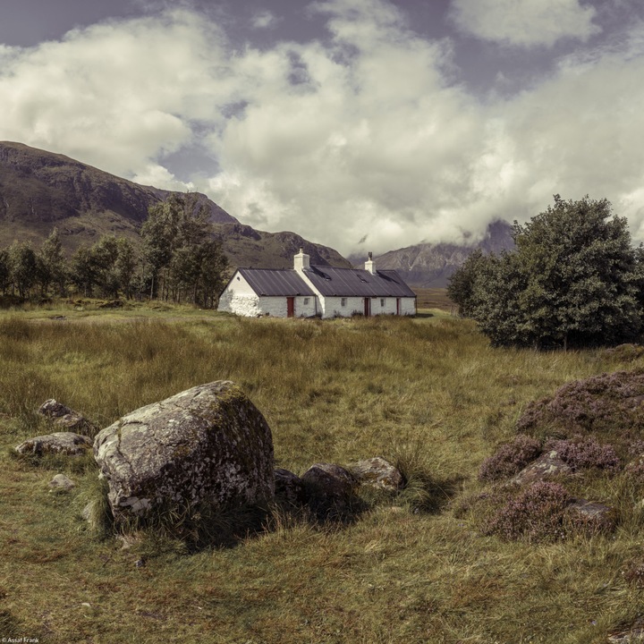 Poster perete, Zakito Posters, 30x30cm Cabana in Glen Coe, Assaf Frank