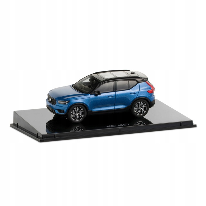 Modell autó, Volvo, XC40, méretarány 1:43, fém, kék