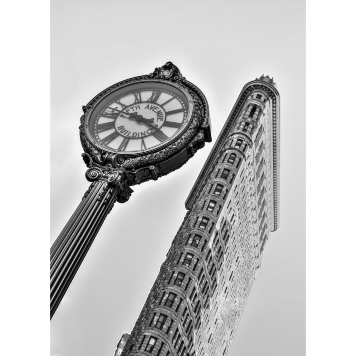Poster perete, Zakito Posters, 39,5x55cm Ceasul cladirii Fifth Avenue cu cladirea Flatiron - New York City, Assaf Frank