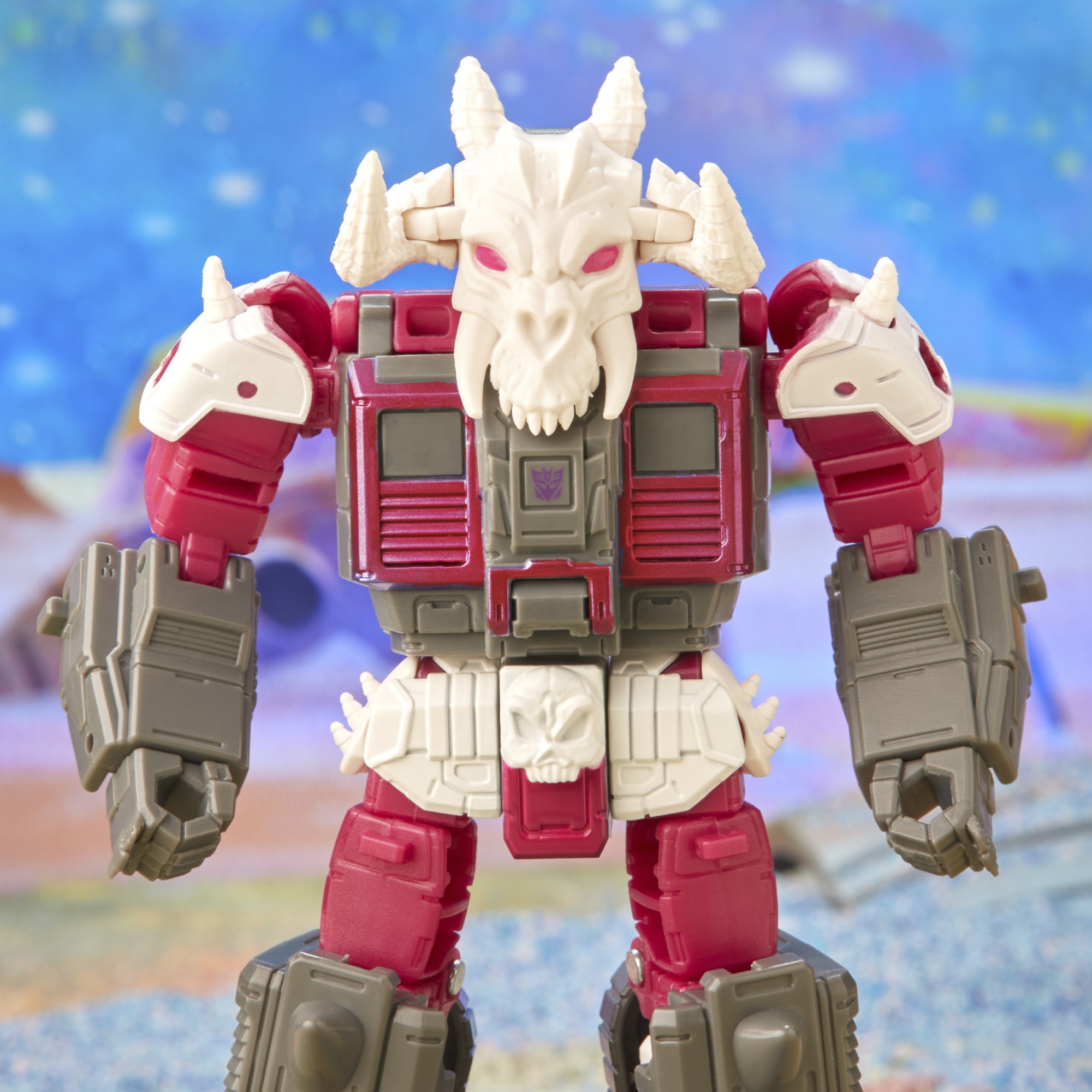 Transformers Legacy - Skullgrin figura - eMAG.hu