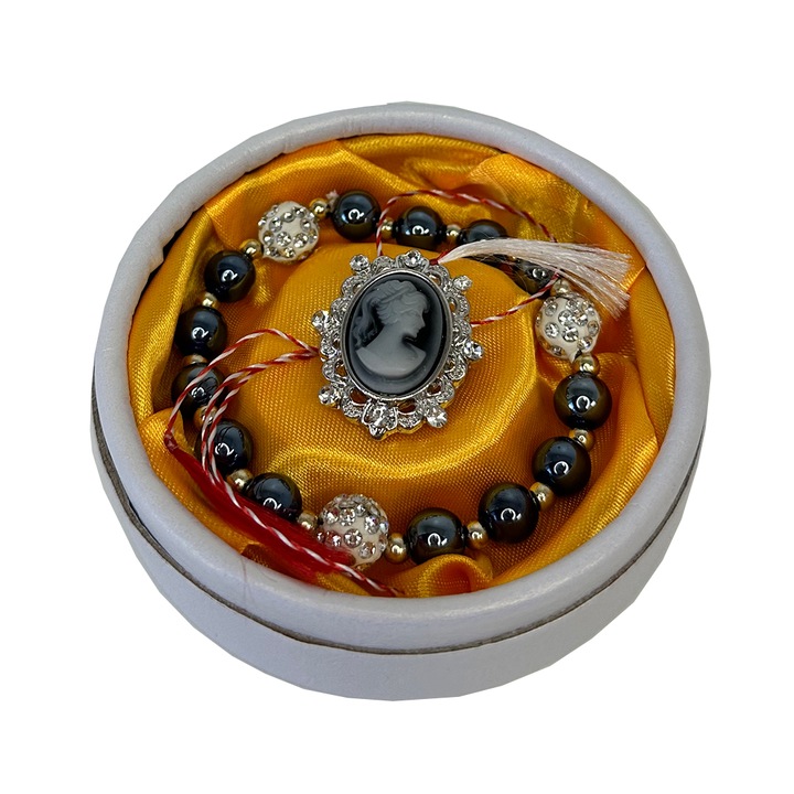 Set Lucky Camee, brosa cu cristale incrustate si bratara asortata, elastica cu margele tip Shambala, in cutie rotunda, Negru, Velve