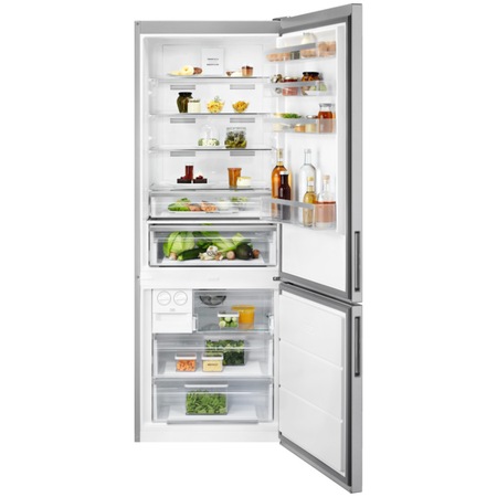 Хладилник Electolux LNT7ME46X2, 481 л, No Frost, Клас Е, LED осветление, LCD дисплей, Реверсивни врати, H 192 см, Неръждаема стомана