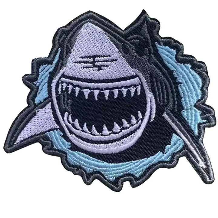 Indira Hímzett textil felvarró, The Great Shark Escape 7,3x6 cm