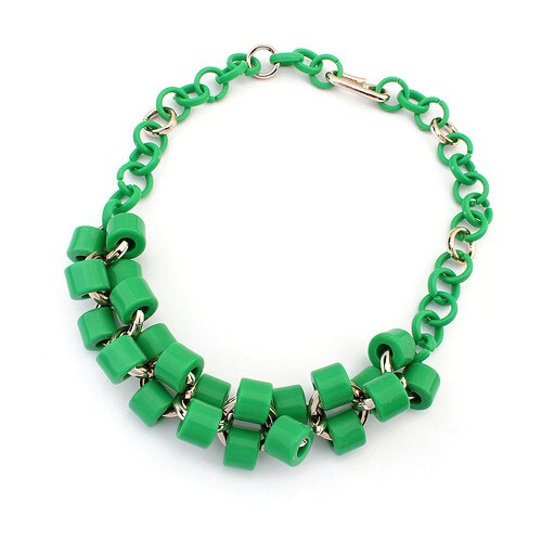 Colier Statement Cara Green