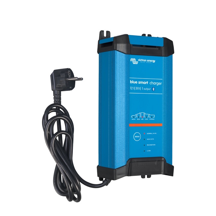 Incarcator Victron Energy Blue Smart IP22 12/30(1) 230V CEE 7/7