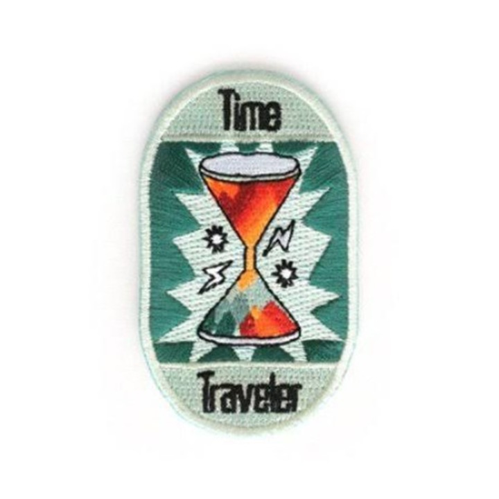 Time Traveler hímzett textiltapasz 7x4,2 cm