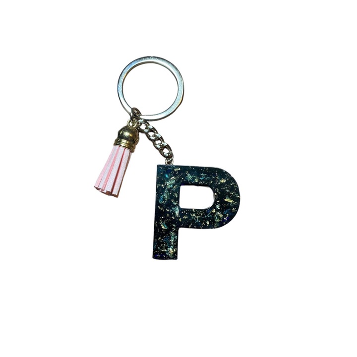Breloc Gentelo cu initiala P Stone, design 3D, lungime 4 cm multicolor