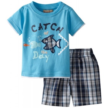 Compleu tricou si pantalon scurt baieti 2 ani Compleu tricou si pantalon scurt baieti 2 ani