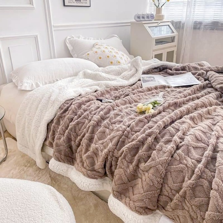 Patura dubla cocolino tip tricotaj, cu model in relief, blanita ecologica, Family Design, PBT6, 200X230 cm, 3 kg