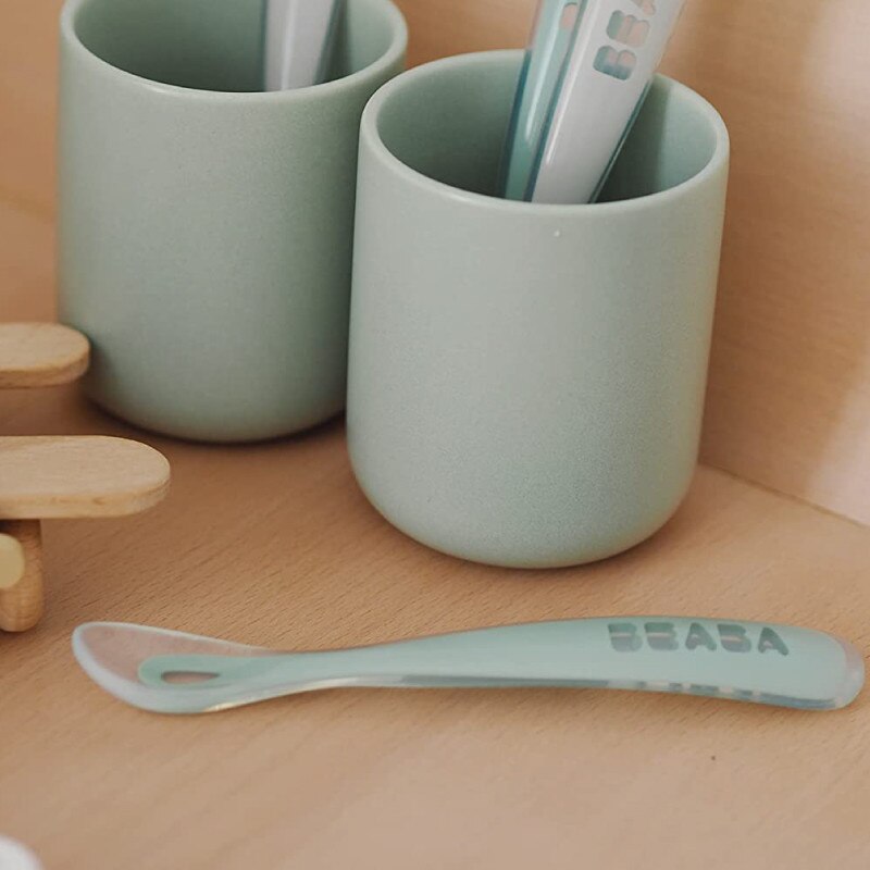 Комплект 2 силиконови лъжички +4 месеца Baby Sage Green eMAG.bg