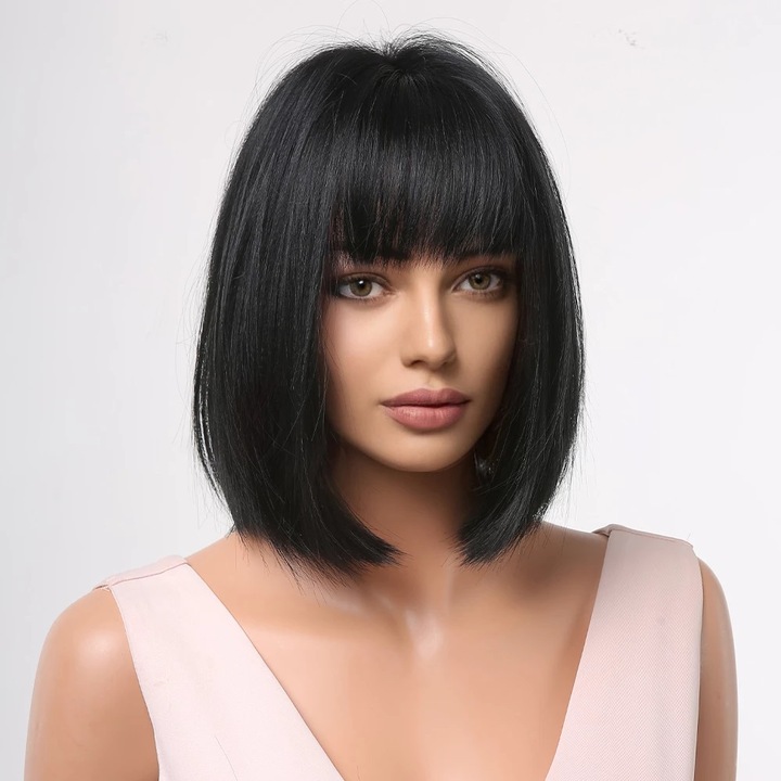 Peruca bob Neagra, fibra sintetica cu aspect natural, Animis Beauty ®, model bob, par drept cu breton, 30 cm