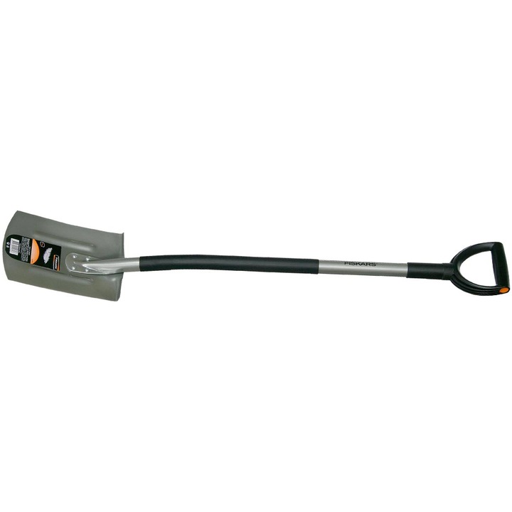 Лопата със заоблен връх Fiskars Garden Light, 1130 мм, 1300 гр