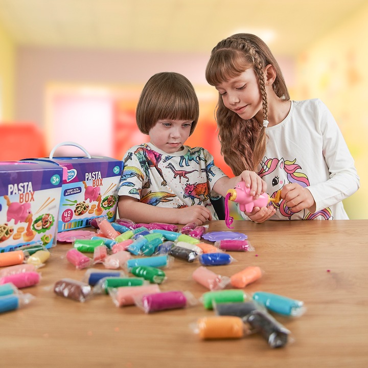 Комплект пластелин и аксесоари за моделиране Lovin - 42 цвята - Pasta Box
