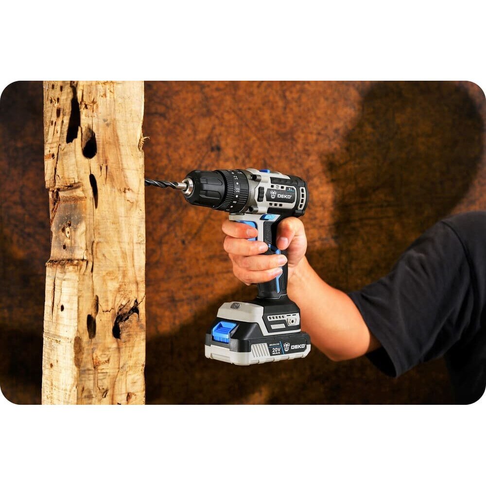 ❗️sachicoco8⭐️  Set pix și stilou Lup dacic gri DACO - DACOmag