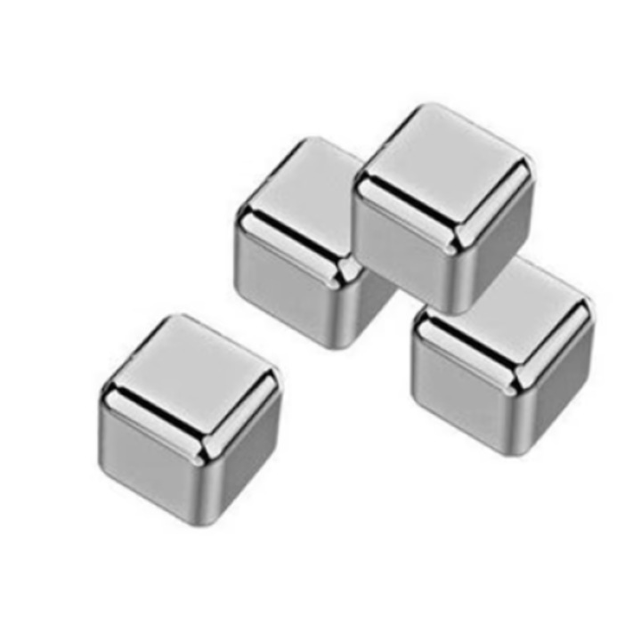 4 db újrafelhasználható jégkocka készlet