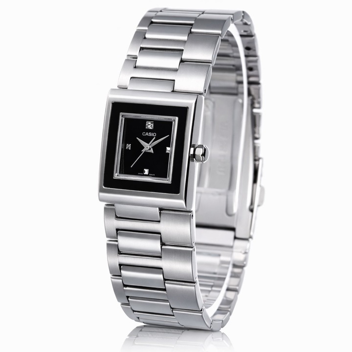 Дамски часовник Casio LTP-1317D-1C, стоманена верижка