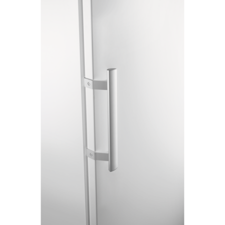 Congelator Electrolux LUT5NE26W, 253 l, Control electronic, Afisaj LCD, 7 rafturi, Usa reversibila, Clasa E, H 186 cm, Alb