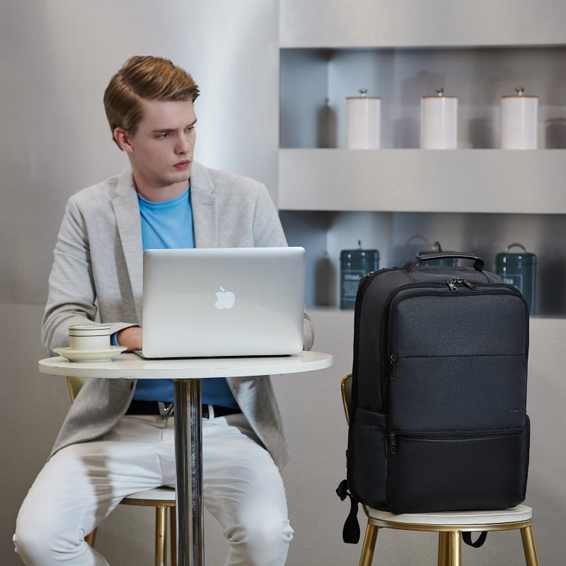 Rucsac laptop 19", smart casual pentru calatorii, expandabil, cu orificiu pentru cablu audio si port USB, Tigernu, 30x17/22x46 cm, Negru