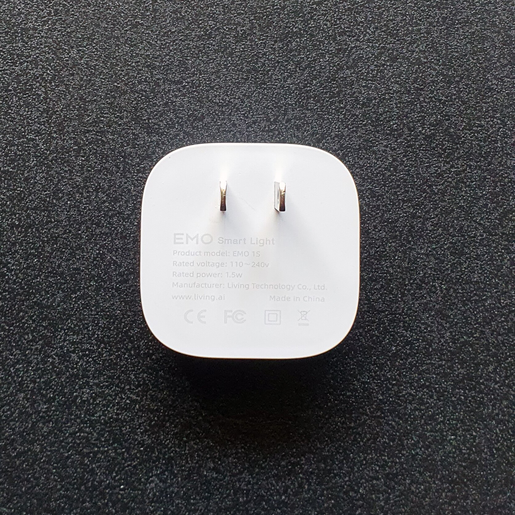 Интелигентна светлина за Emo Robot, Living.AI - eMAG.bg