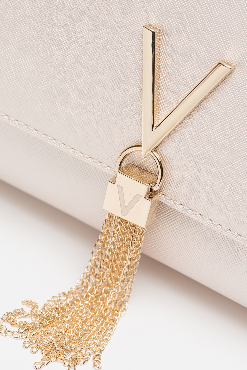 Valentino Bags, Чанта Divina от еко кожа с презрамка-верижка, Сребрист ...