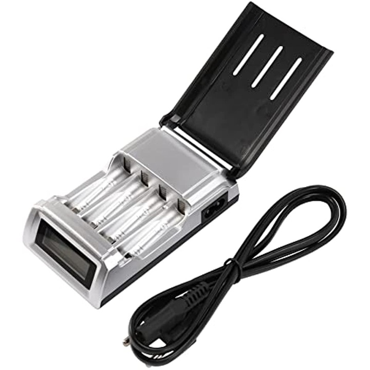 Intelligens töltő AA/AAA/NiCd/NiMh akkumulátorokhoz, 5 nyílással, LCD kijelzővel, EU csatlakozóval, fekete/ezüst