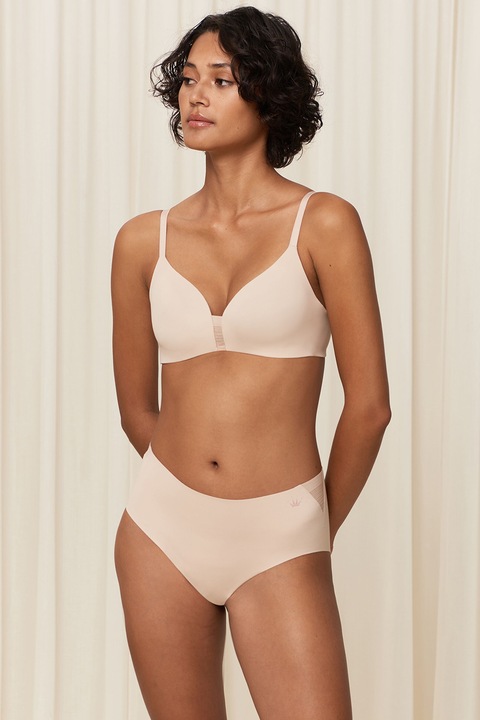 Triumph, Flex Smart magas derekú varrásmentes bugyi, Csontszín